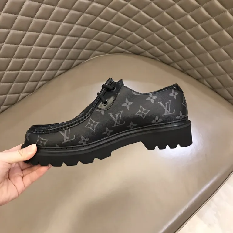 Louis Vuitton Shoe 